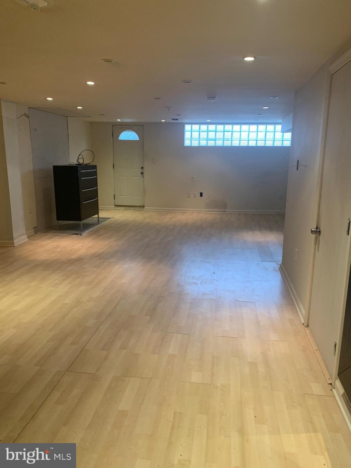 ROXBOROUGH - Residential