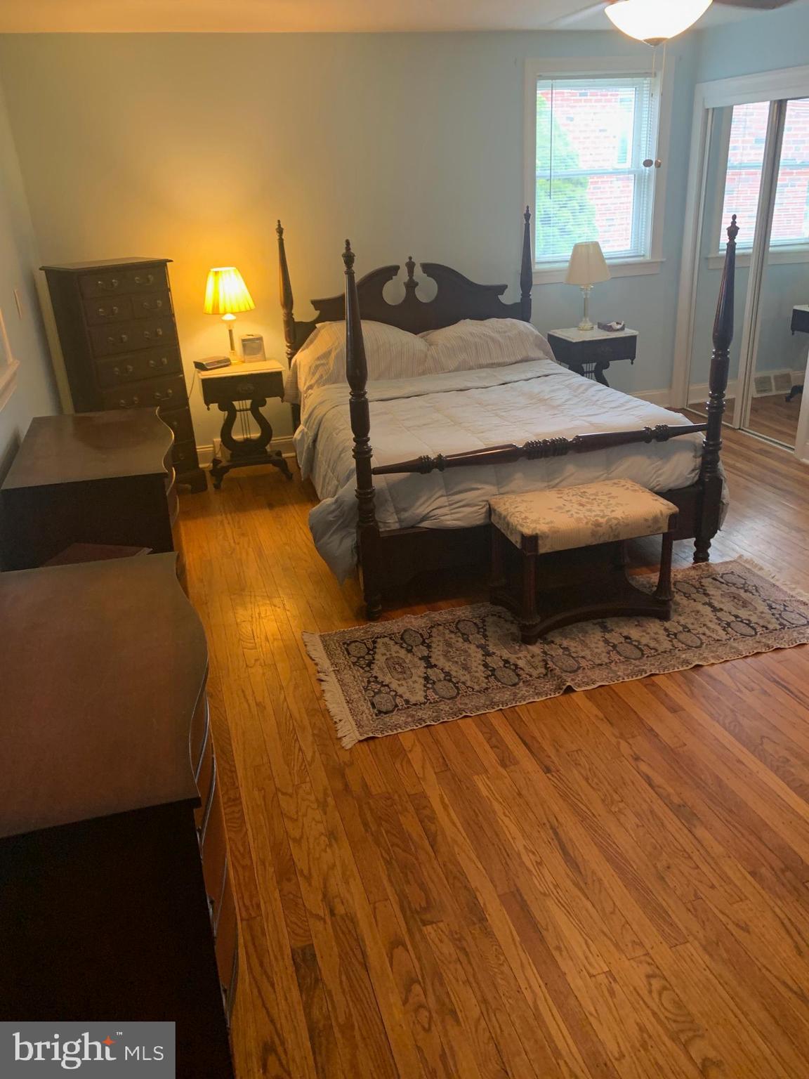 ROXBOROUGH - Residential