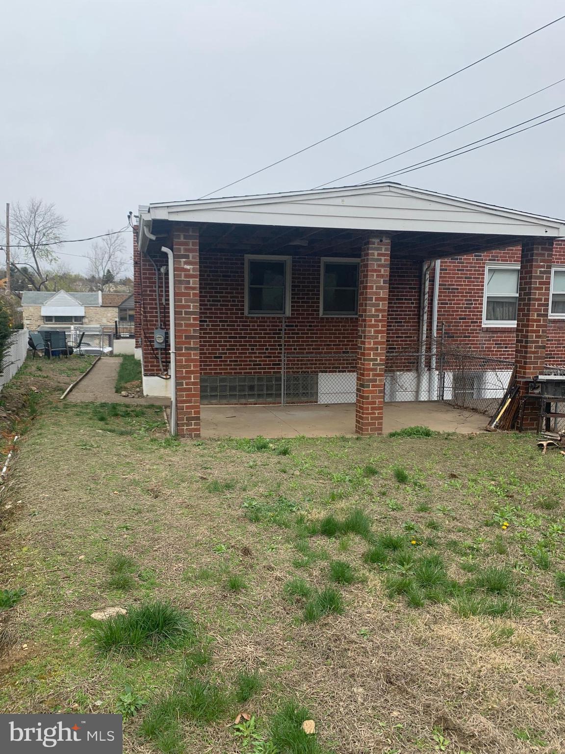 ROXBOROUGH - Residential