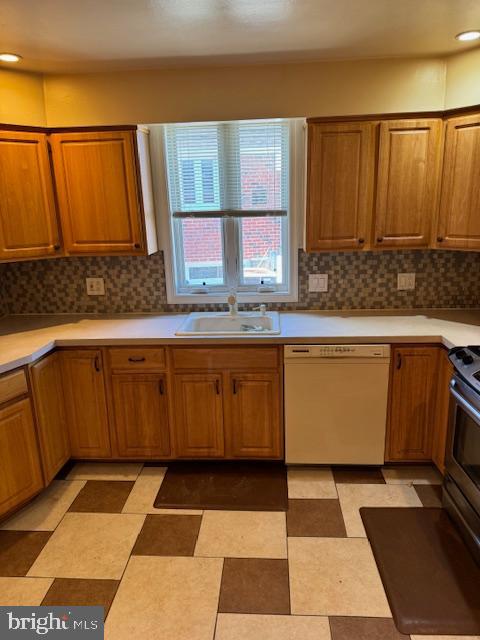 ROXBOROUGH - Residential