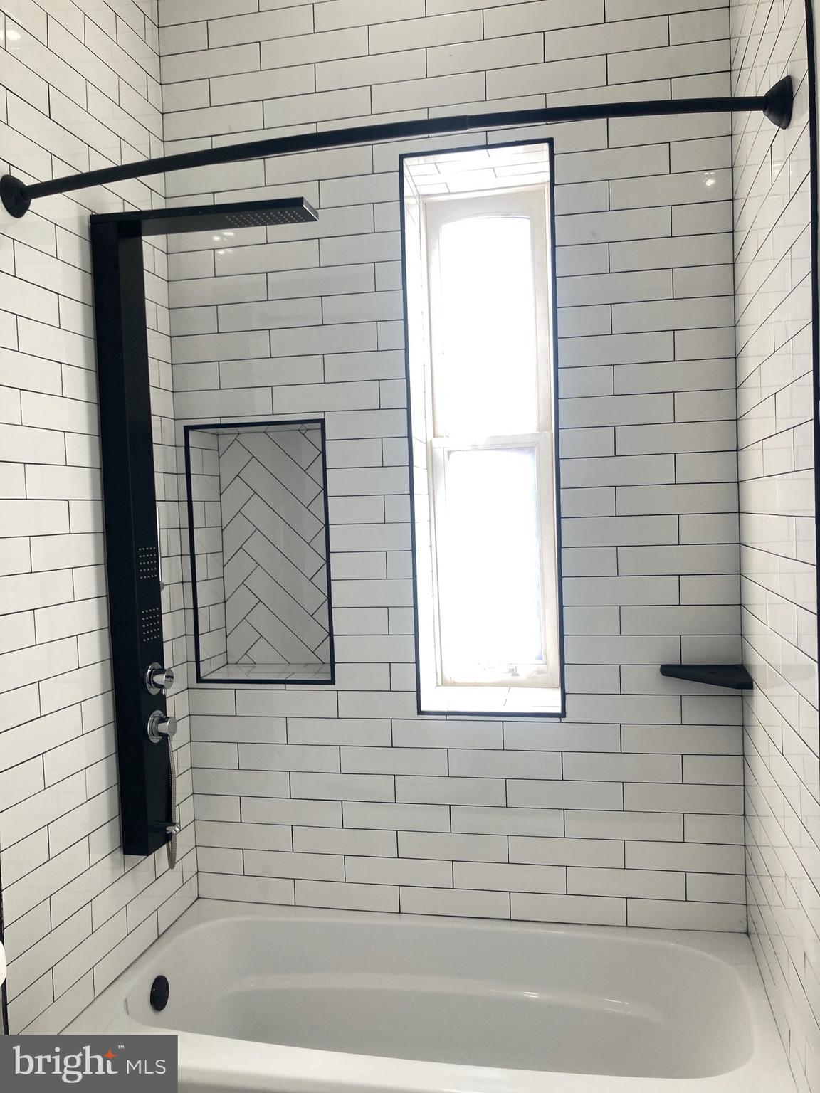 TEMPLE UNIVERSITY - Residential Lease