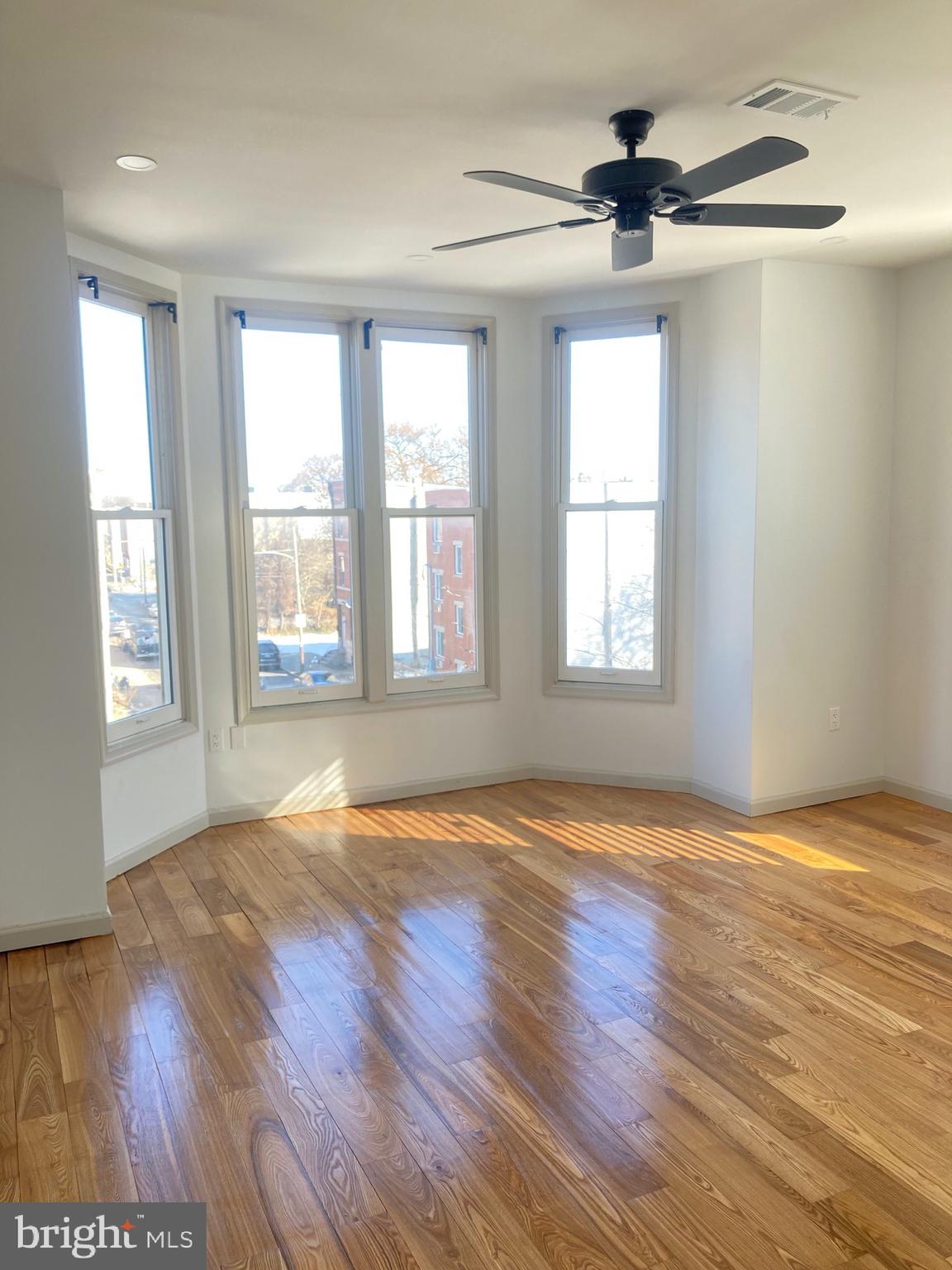 TEMPLE UNIVERSITY - Residential Lease