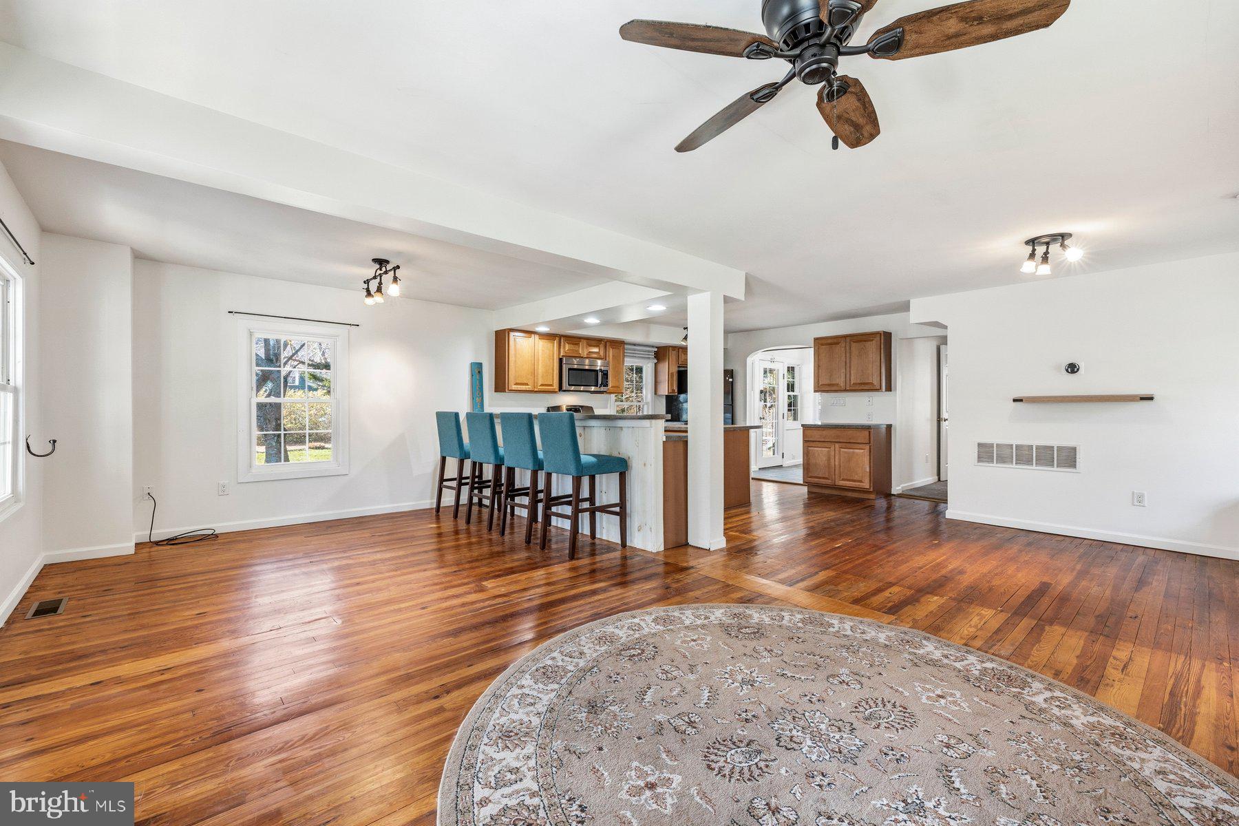 SKINNERS NECK - Residential