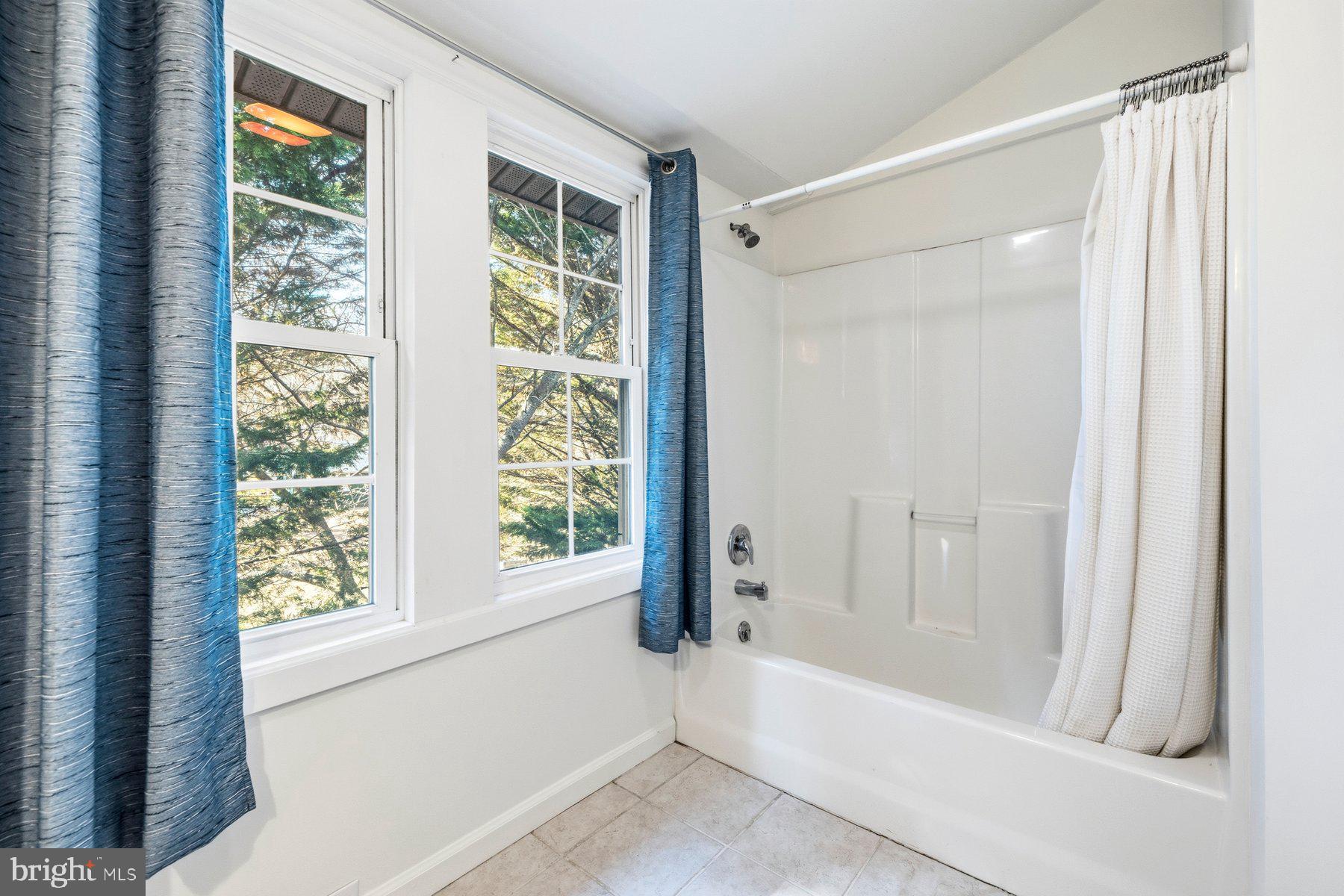 SKINNERS NECK - Residential