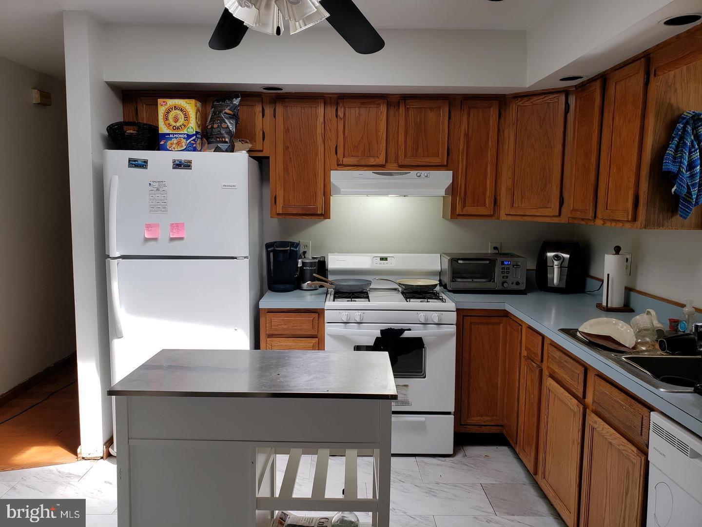 CRYSTAL SPRINGS - Residential