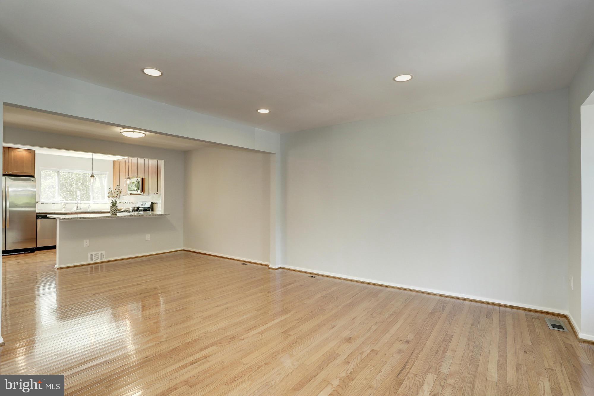 BONIFANT WOODS - Residential