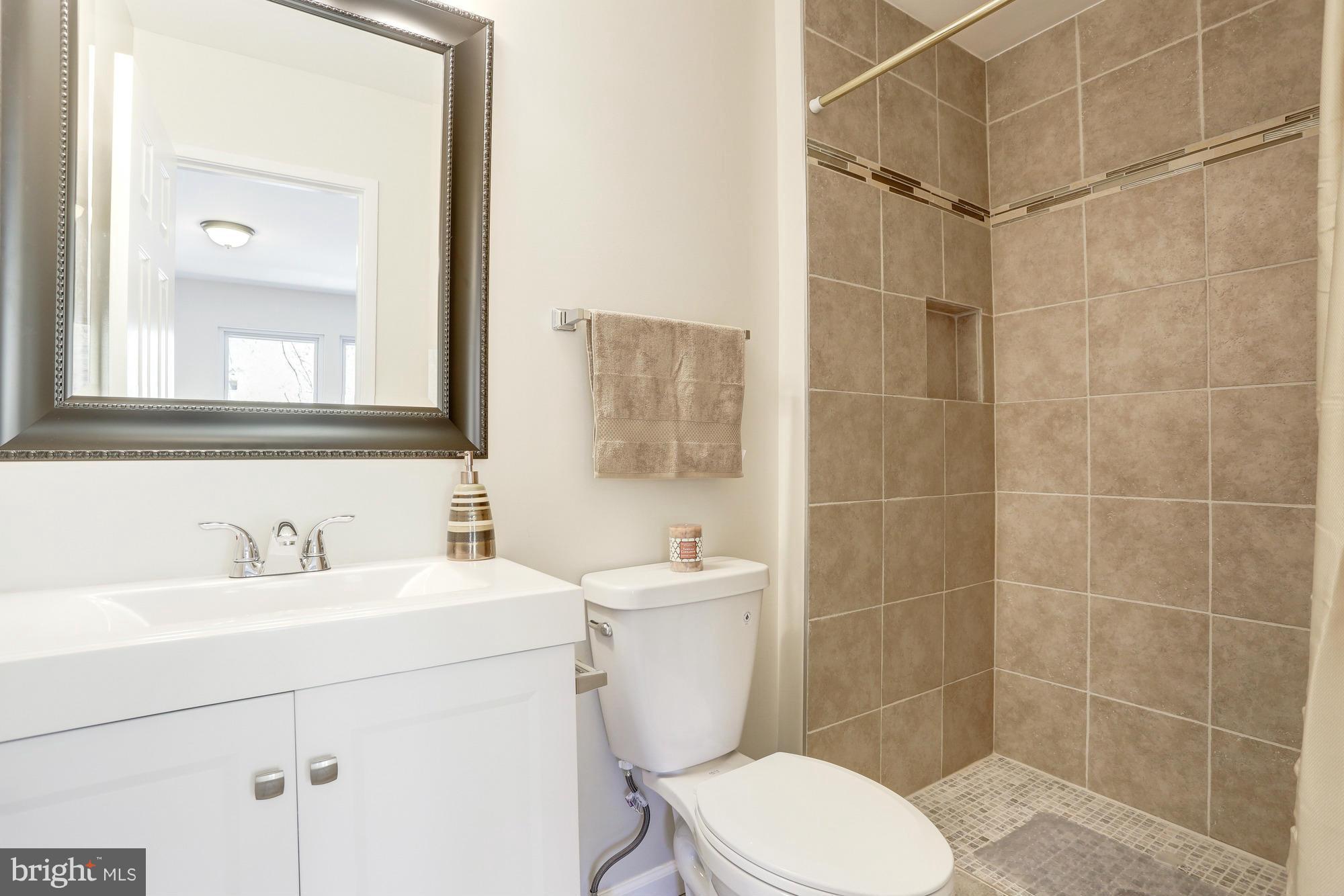 BONIFANT WOODS - Residential