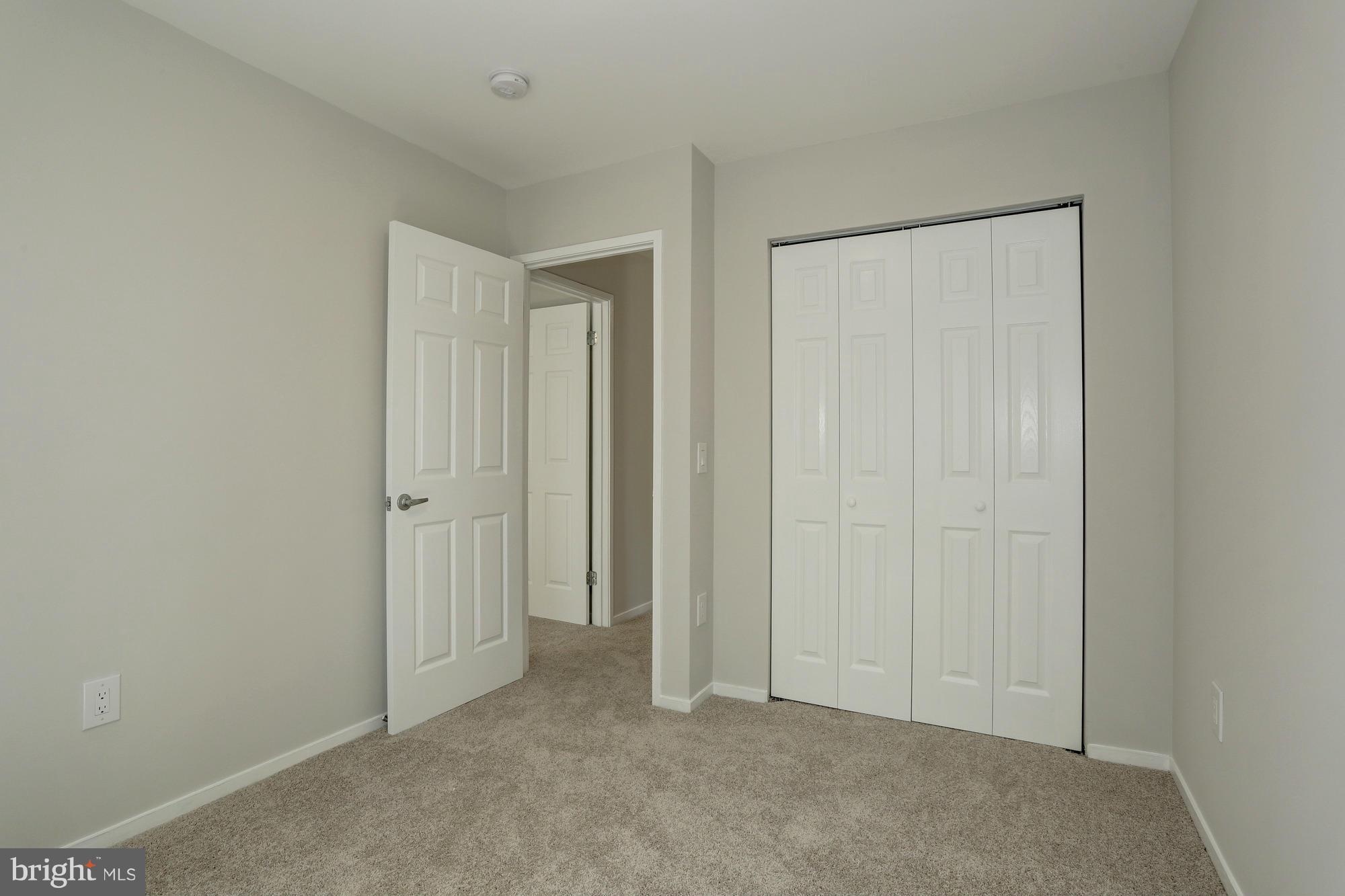 BONIFANT WOODS - Residential