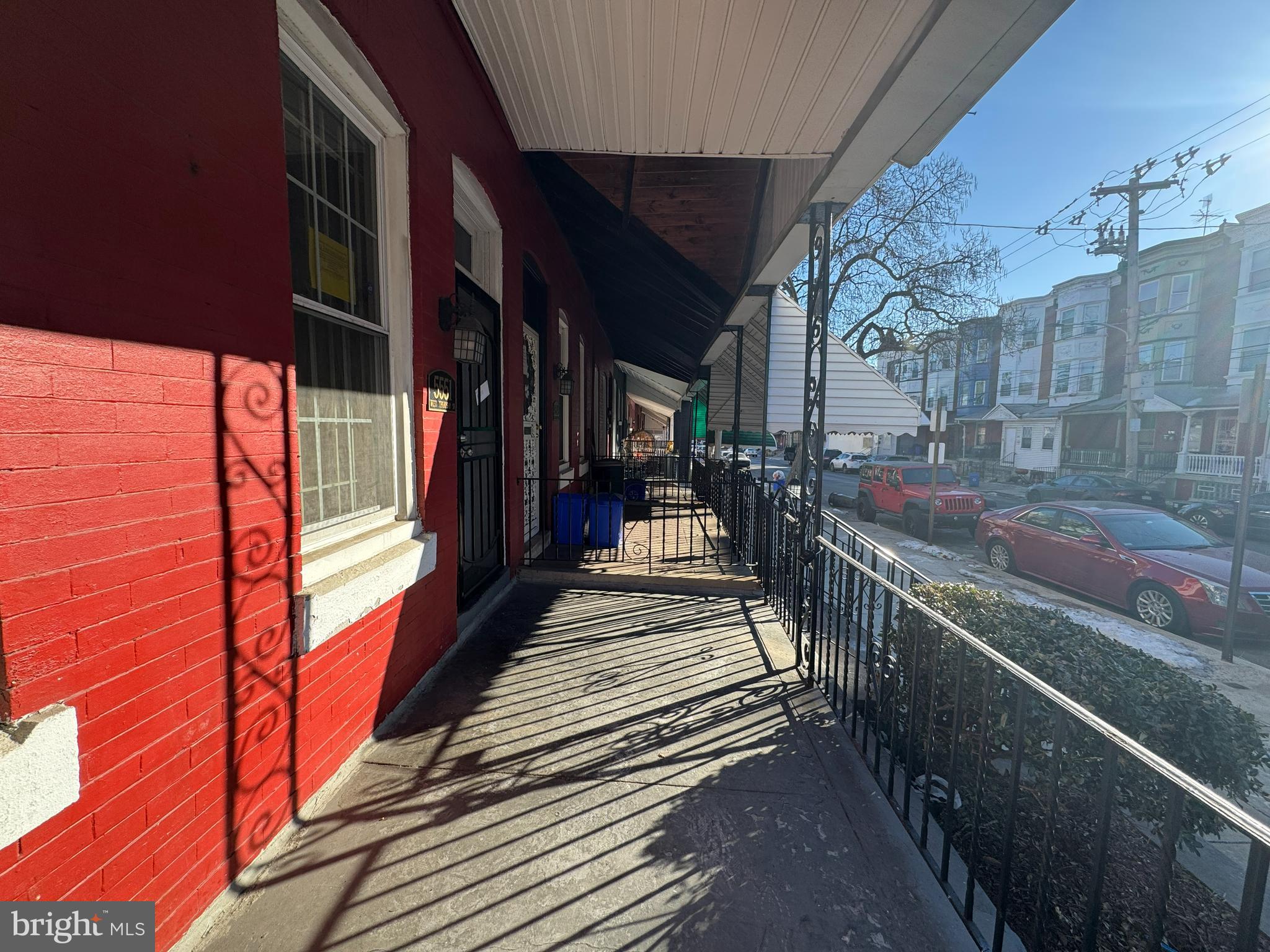 5551 W THOMPSON STREET