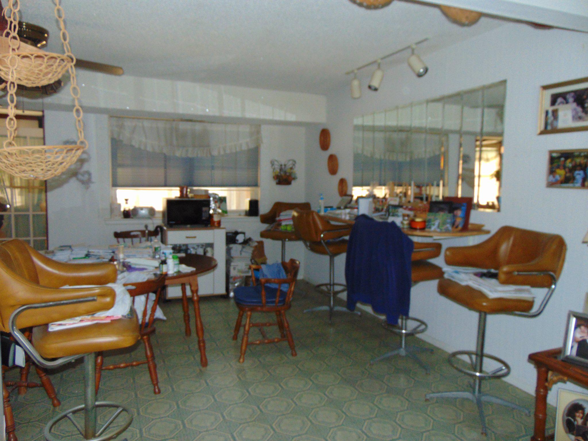 1600 BEECHWOOD PLACE