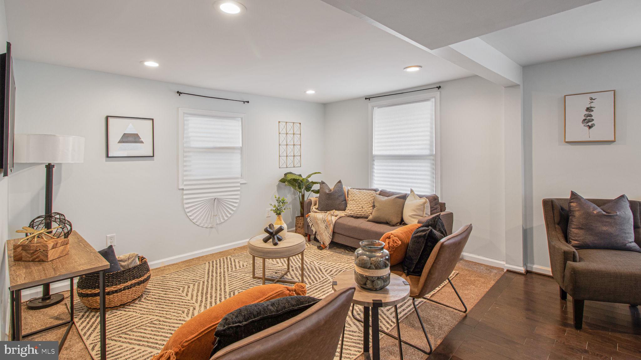 FRANKFORD - Residential