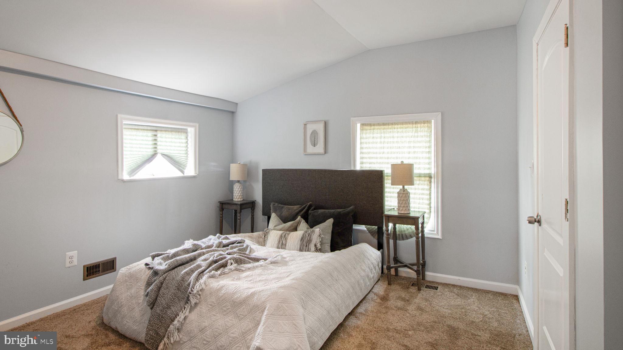 FRANKFORD - Residential