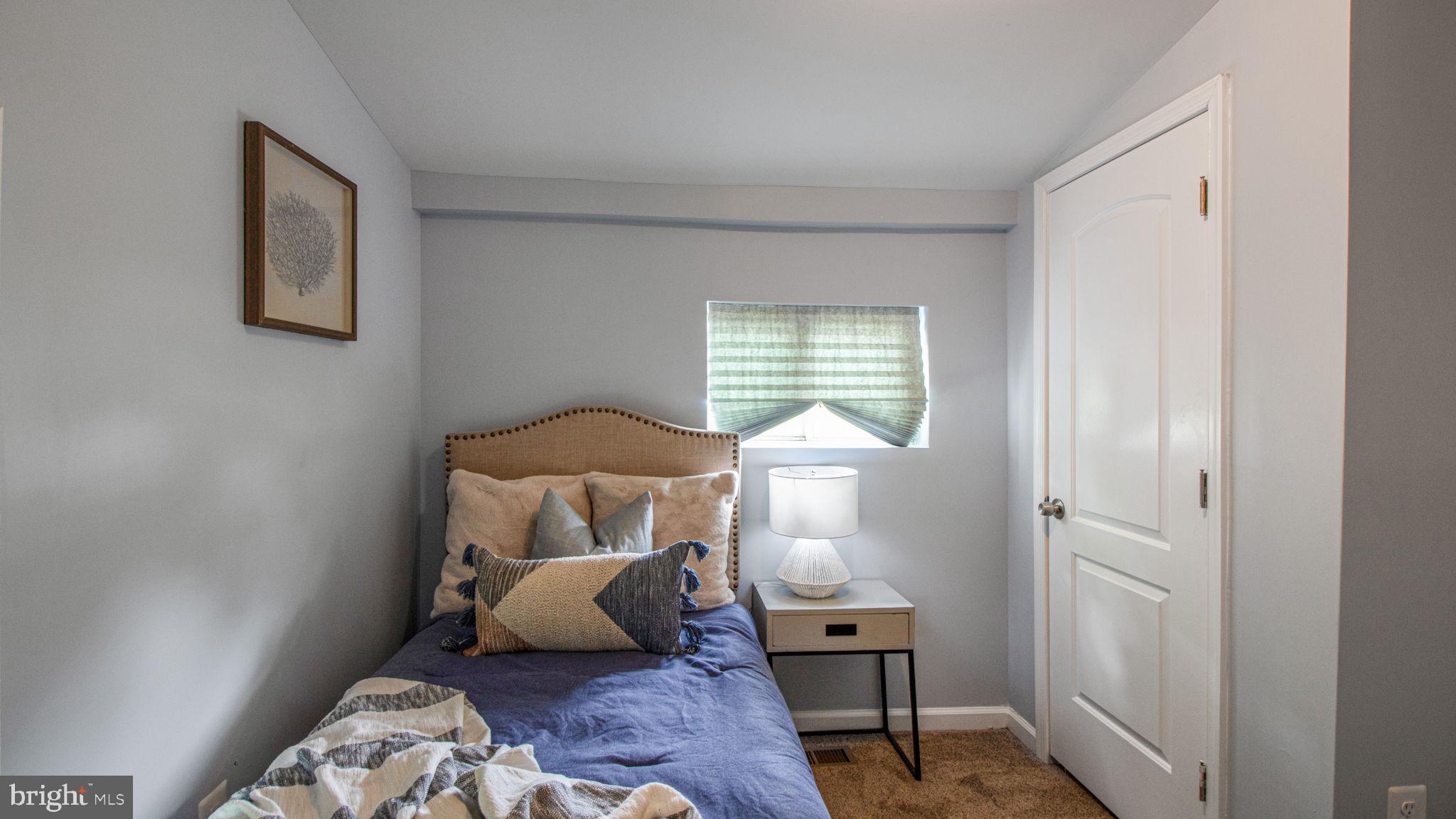 FRANKFORD - Residential