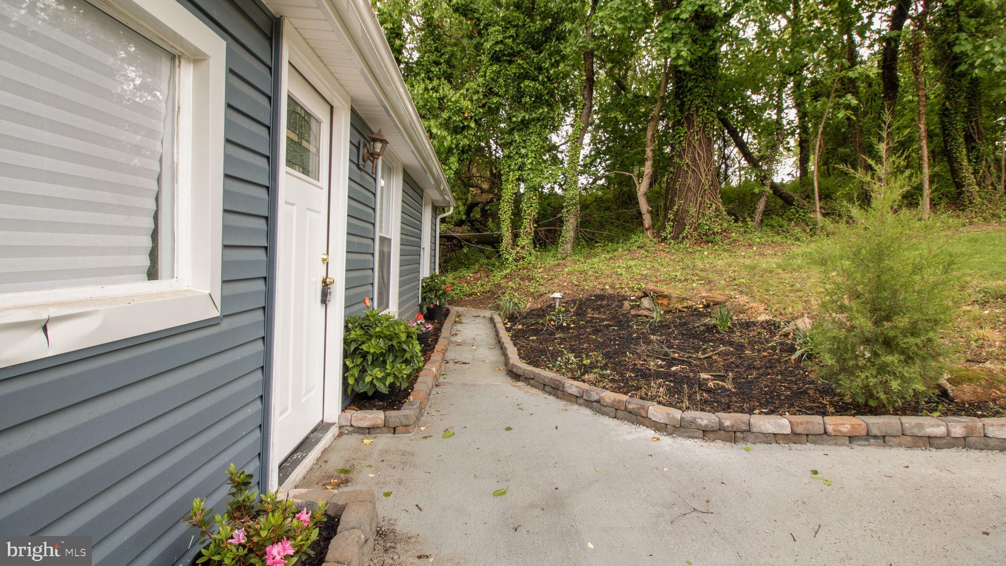 FRANKFORD - Residential