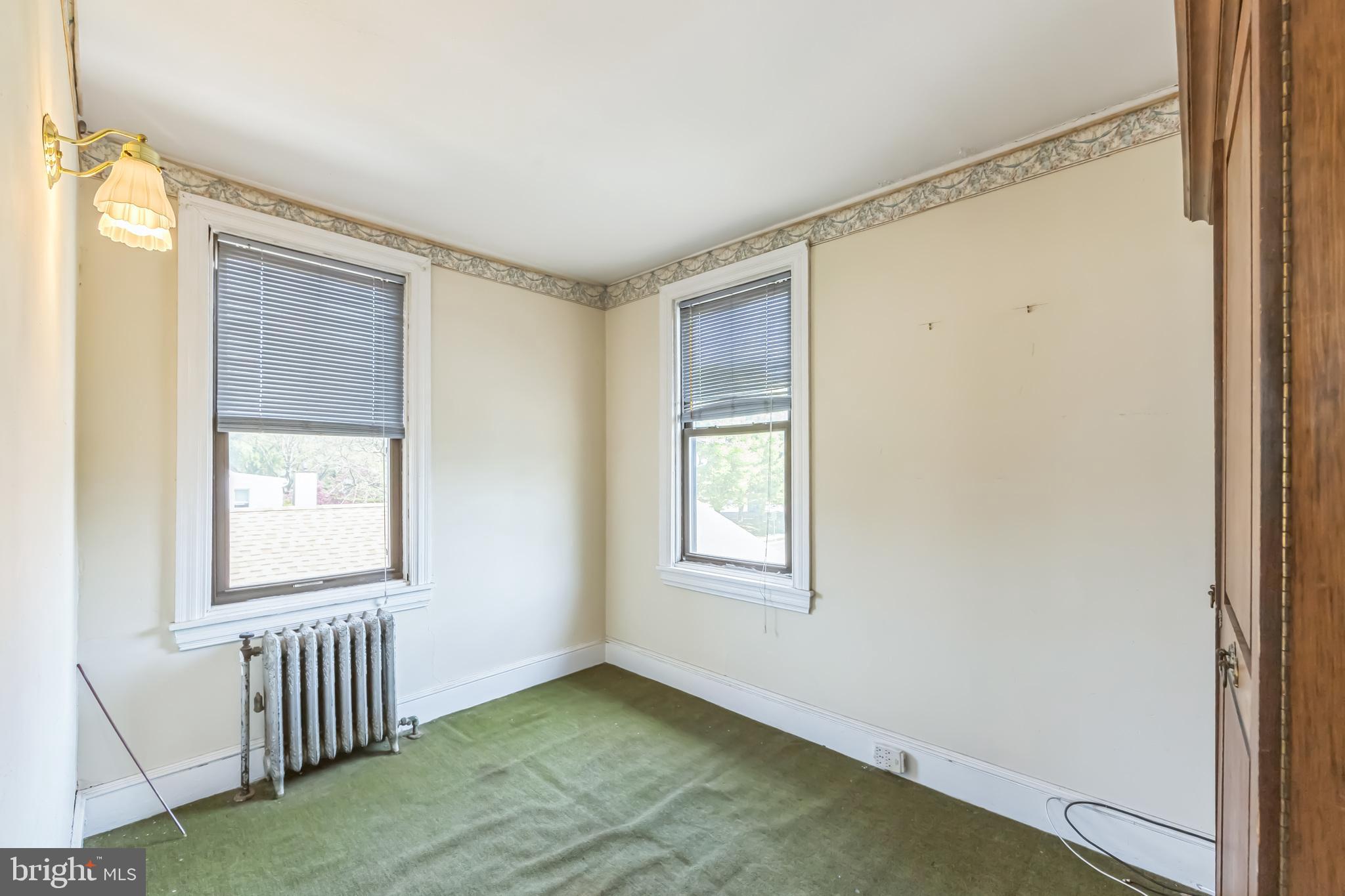 GLENSIDE - Residential