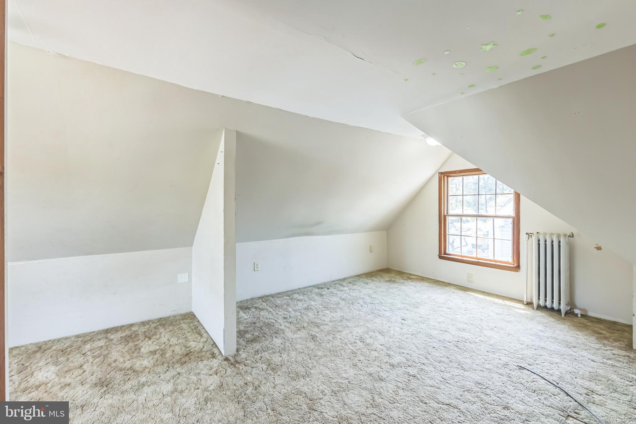 GLENSIDE - Residential