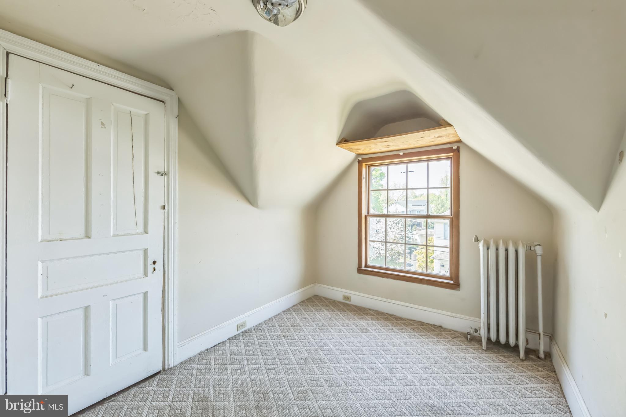 GLENSIDE - Residential