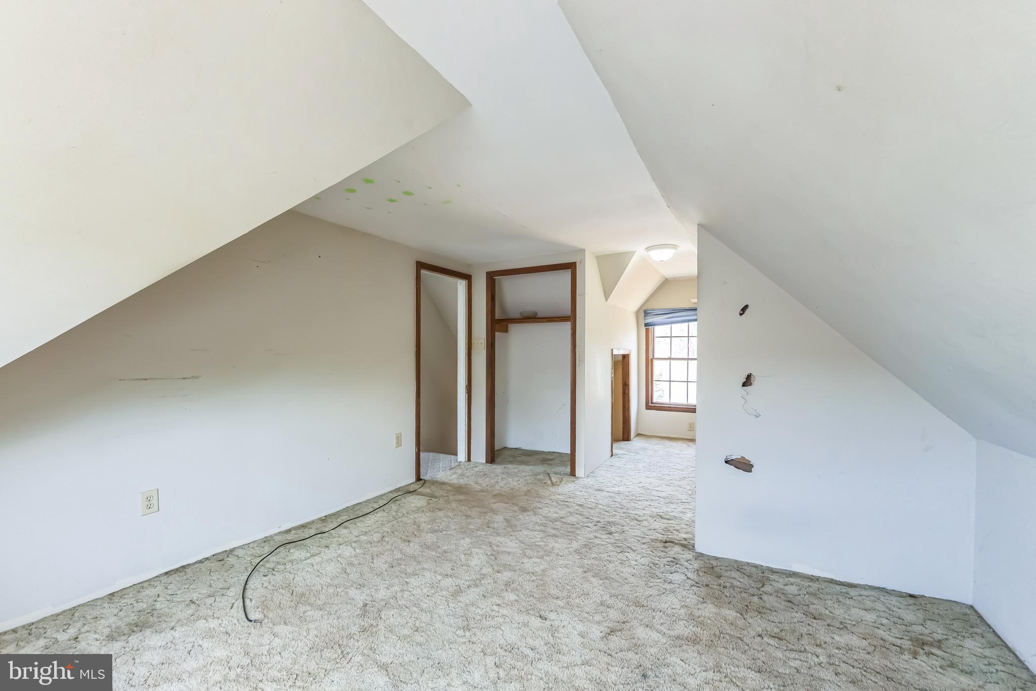 GLENSIDE - Residential