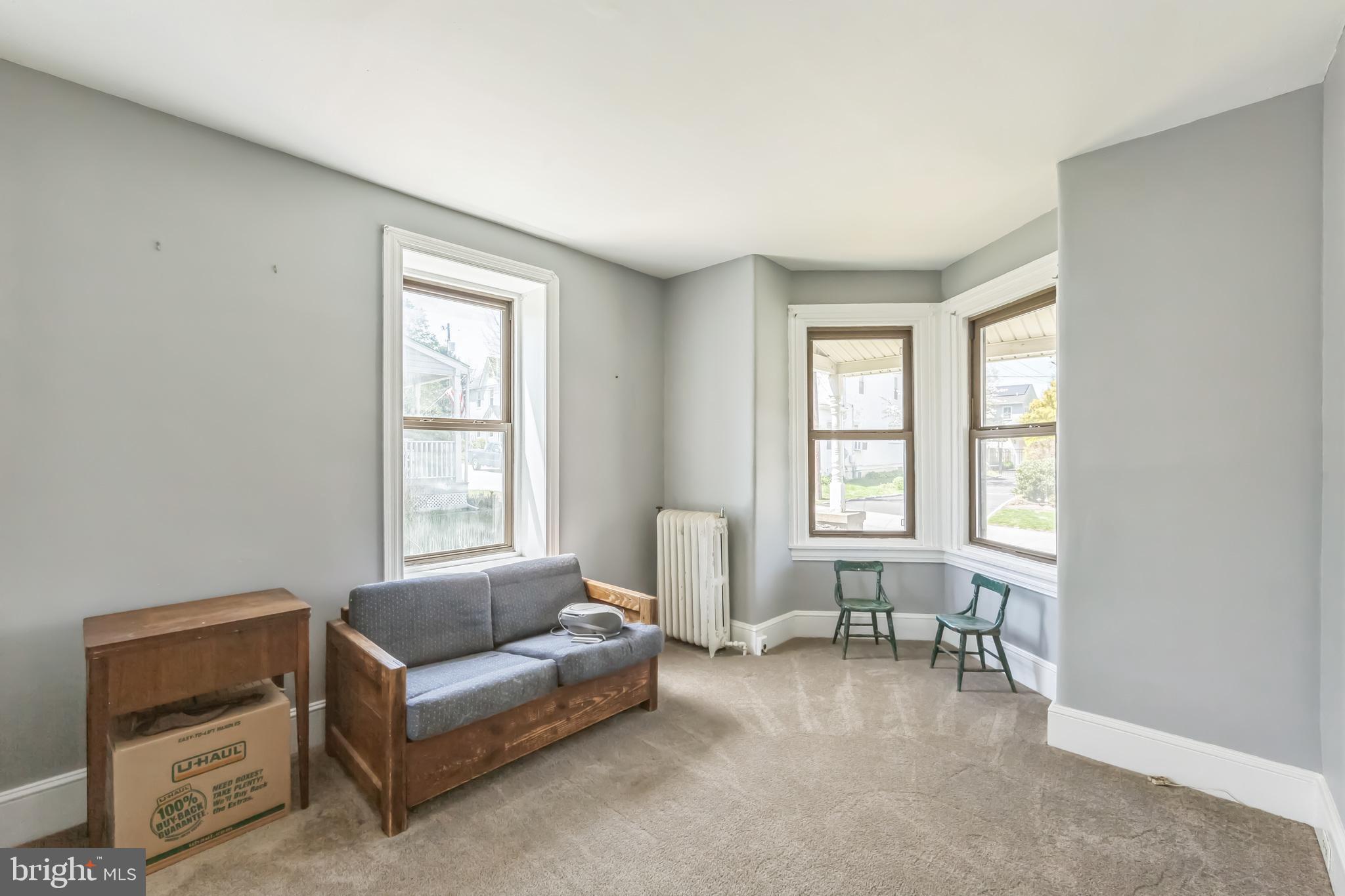 GLENSIDE - Residential