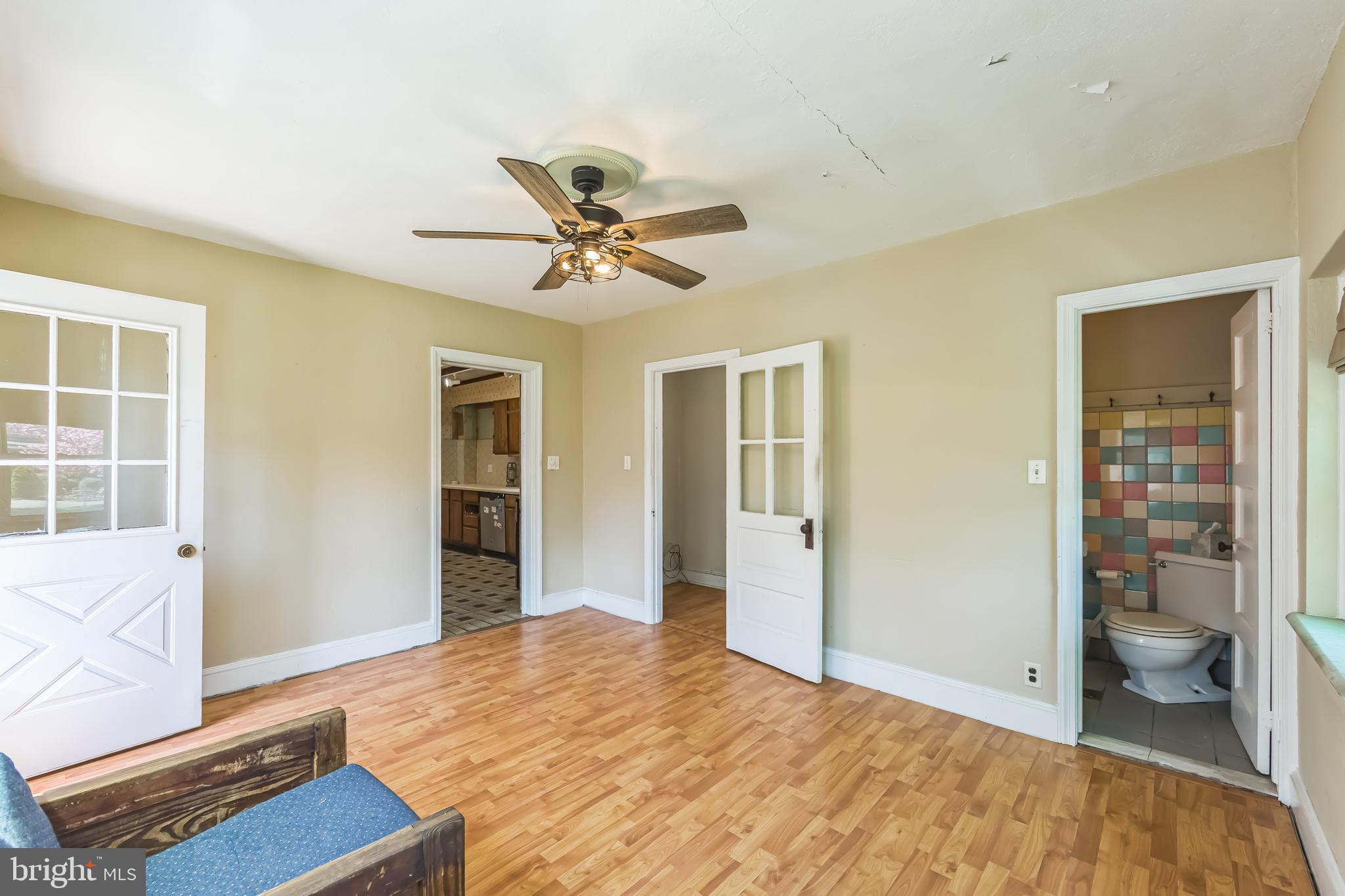 GLENSIDE - Residential