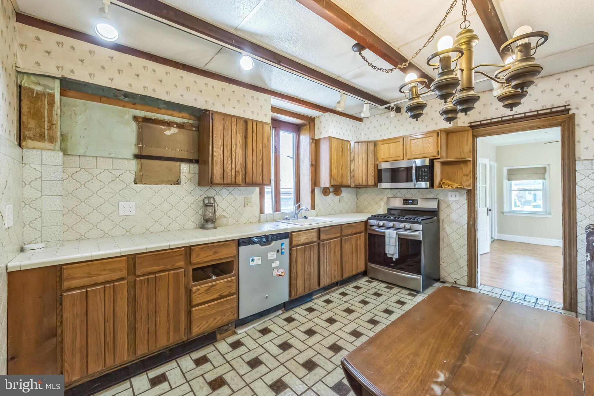 GLENSIDE - Residential