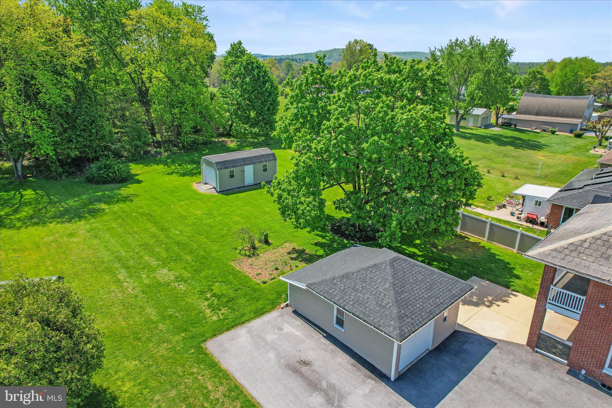 7630 LINCOLN HIGHWAY