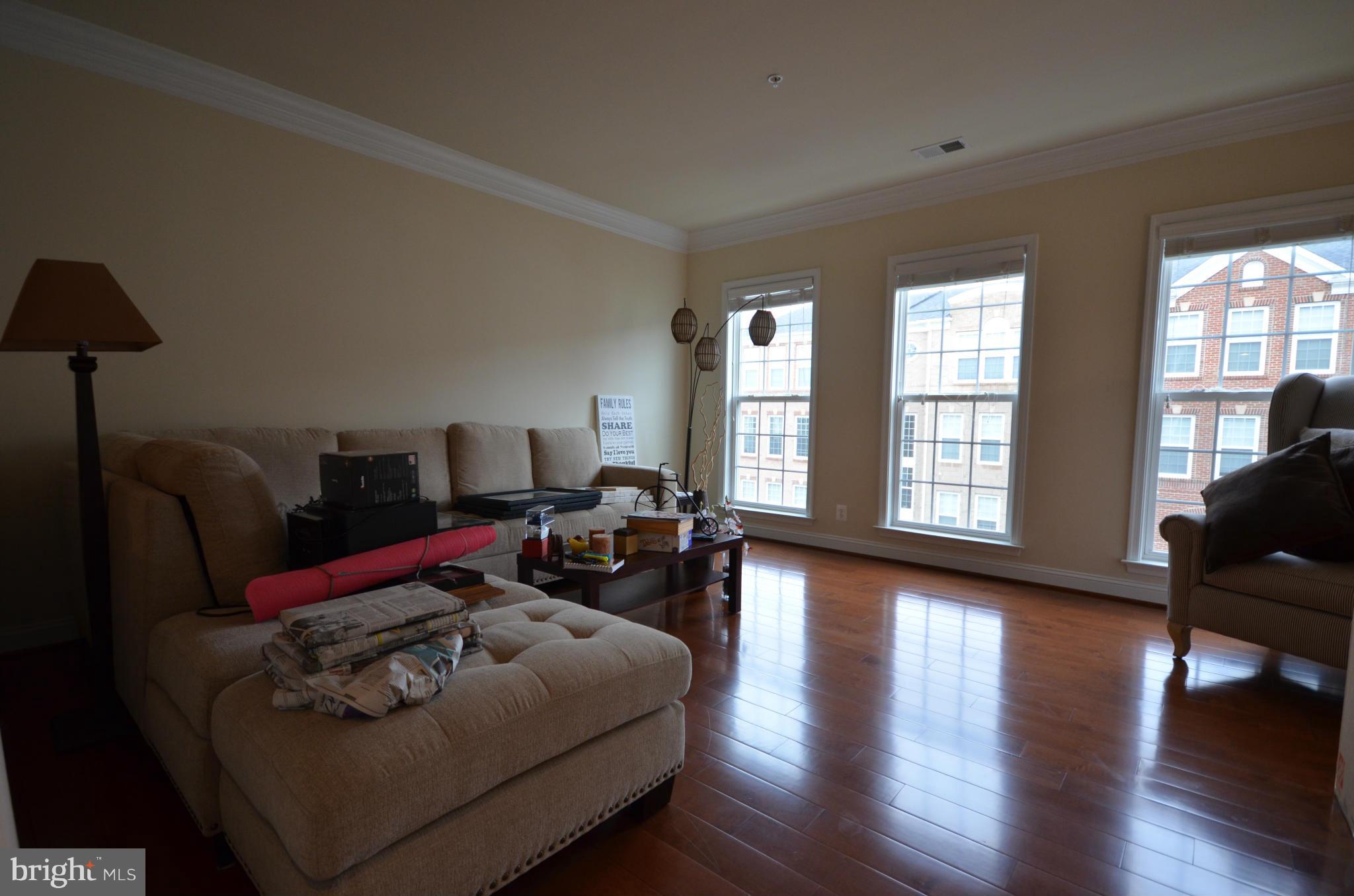 TOWNES AT GOOSE CREEK VILLAGE - Residential Lease