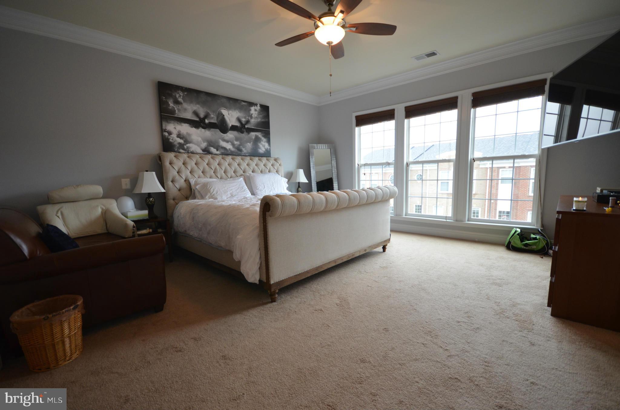 TOWNES AT GOOSE CREEK VILLAGE - Residential Lease