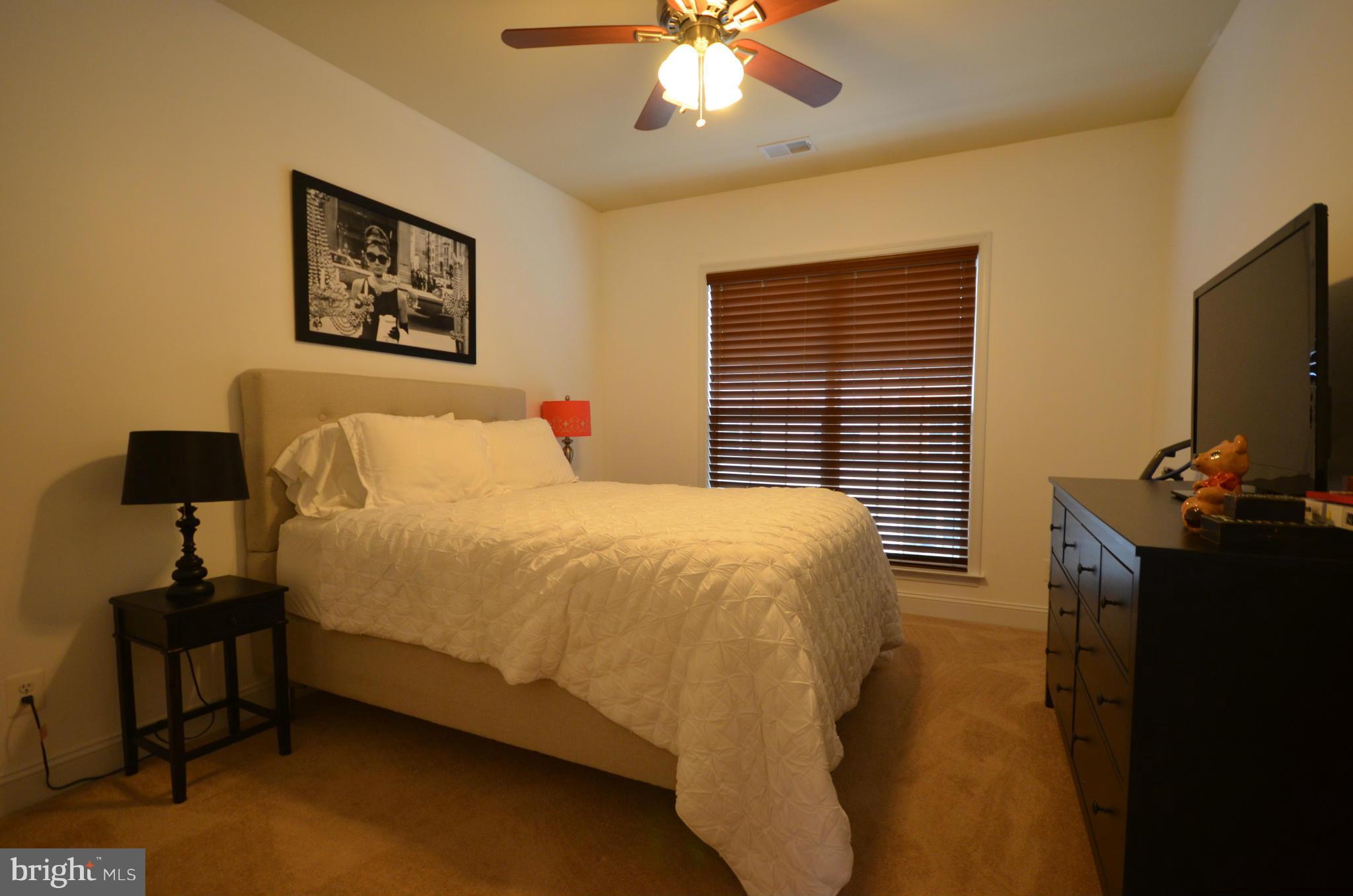 TOWNES AT GOOSE CREEK VILLAGE - Residential Lease