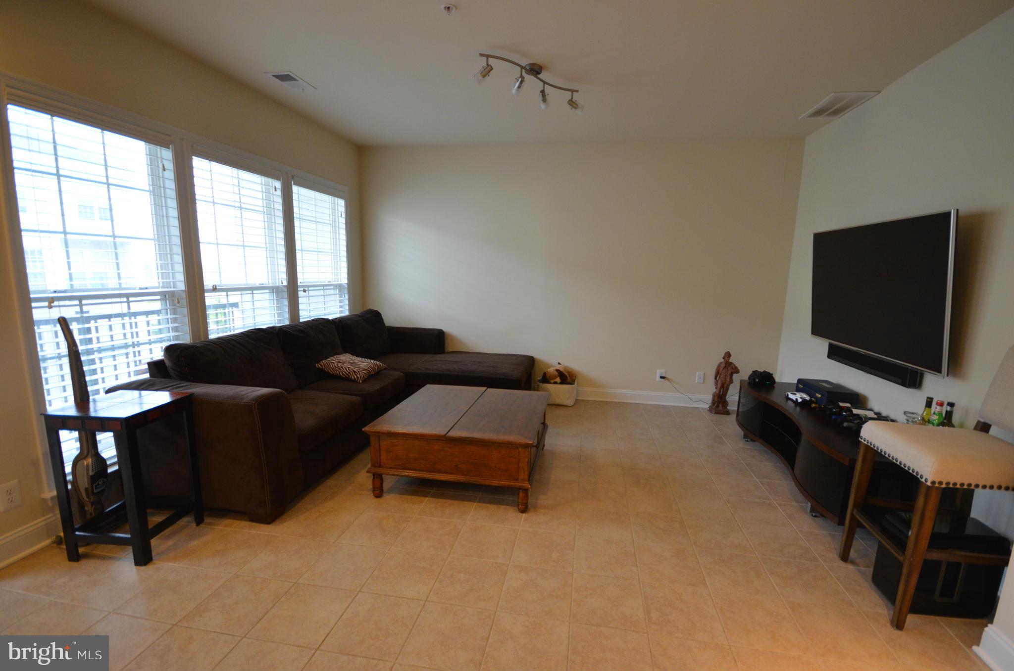 TOWNES AT GOOSE CREEK VILLAGE - Residential Lease