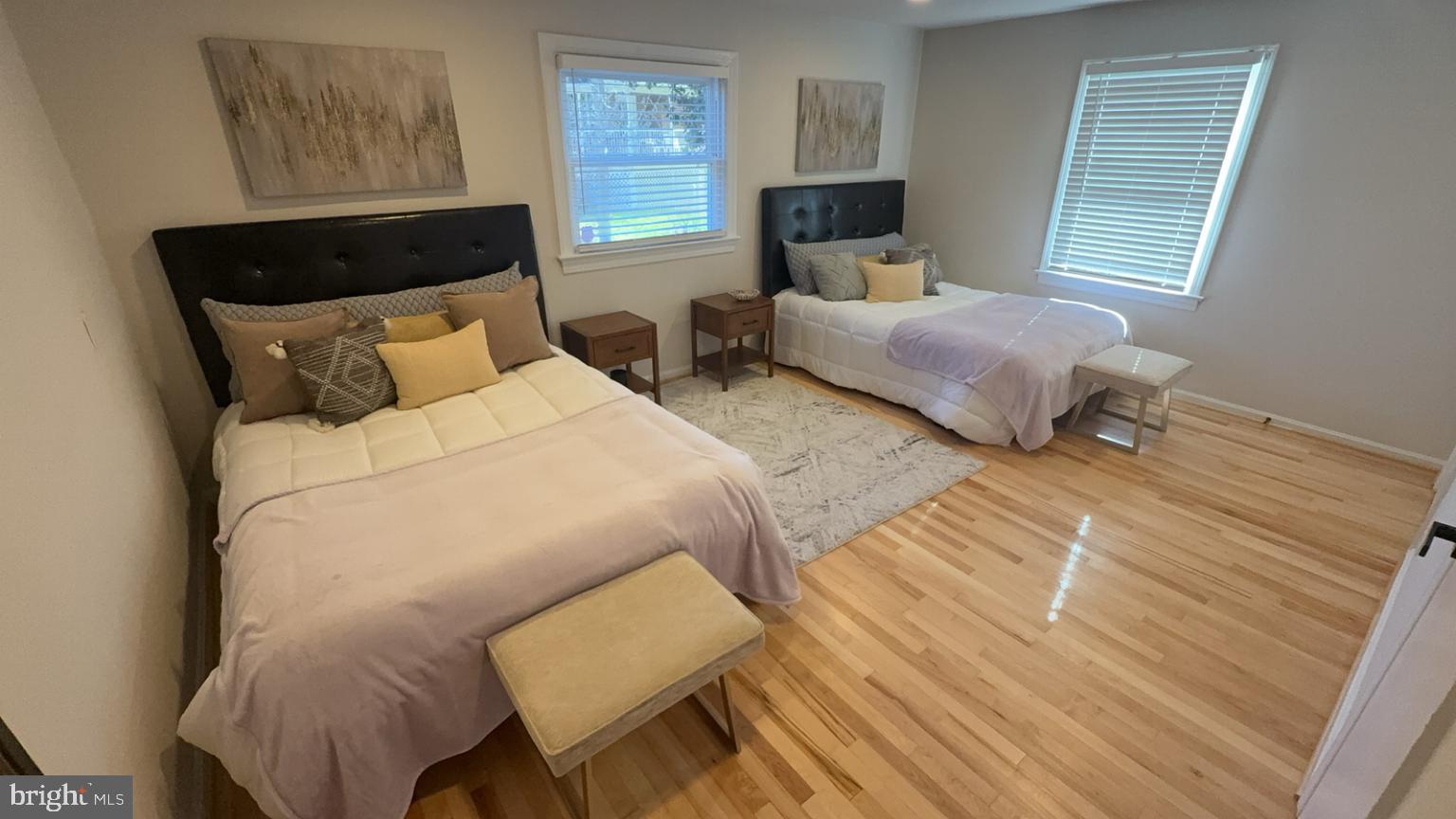 ANNANDALE ACRES - Residential