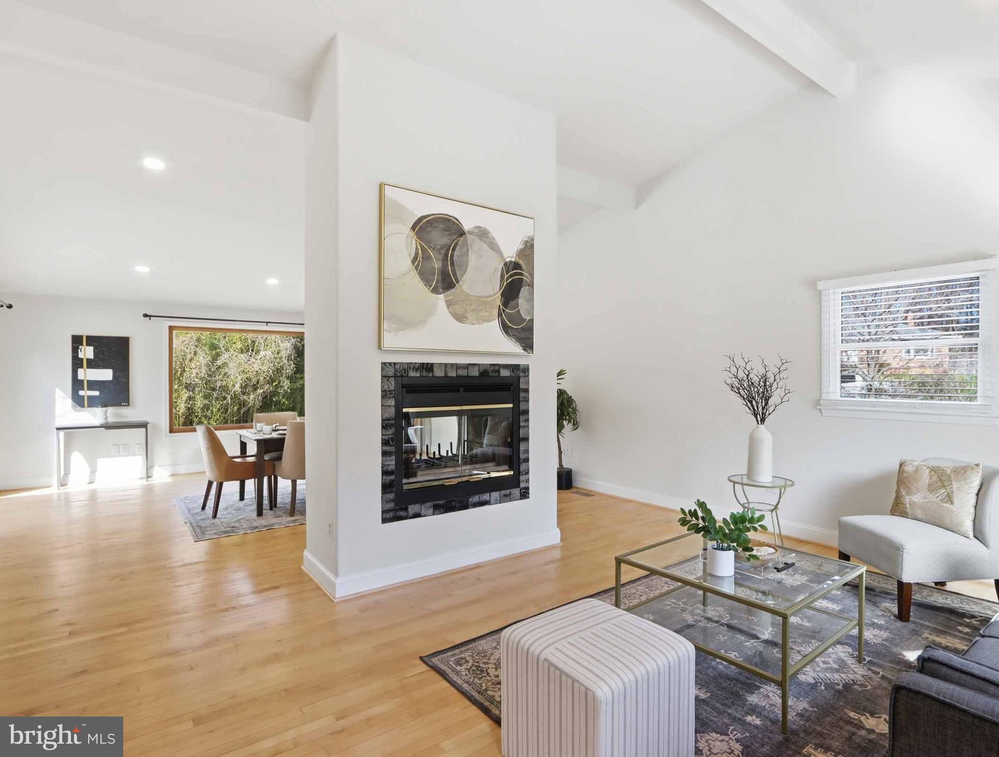 ANNANDALE ACRES - Residential