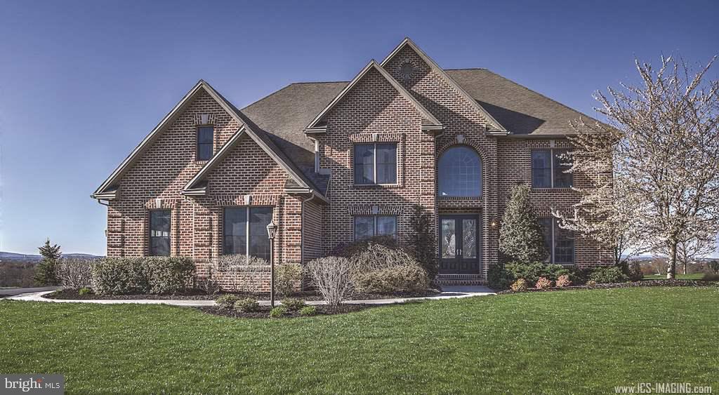HAMPDEN SUMMIT - Residential