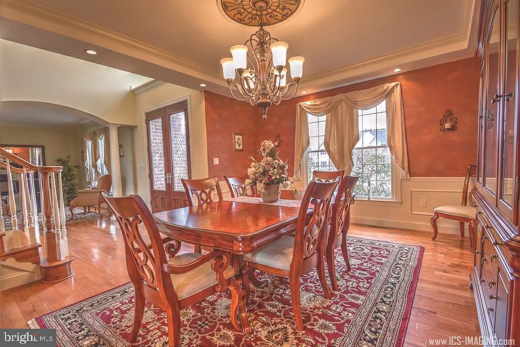 HAMPDEN SUMMIT - Residential