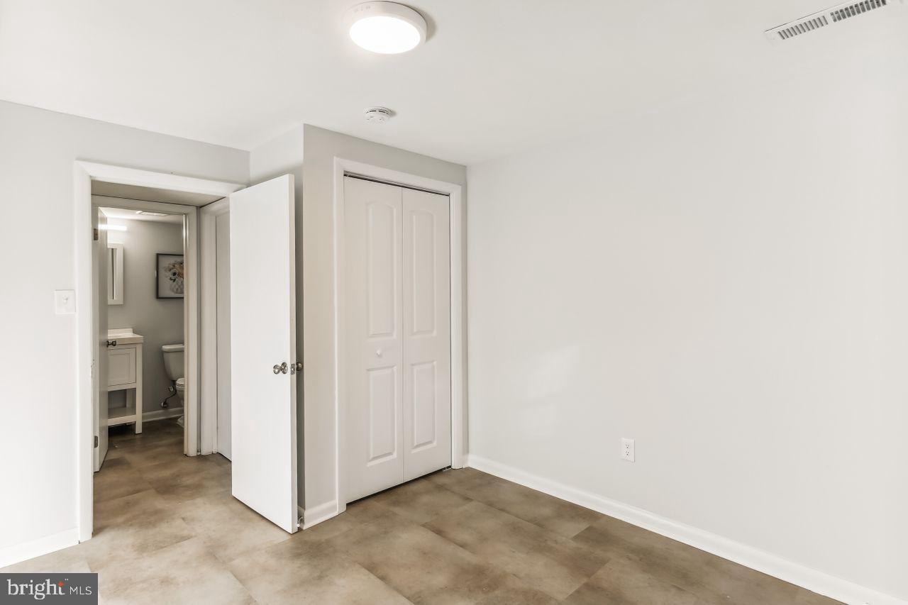 DRESDEN GREEN - Residential