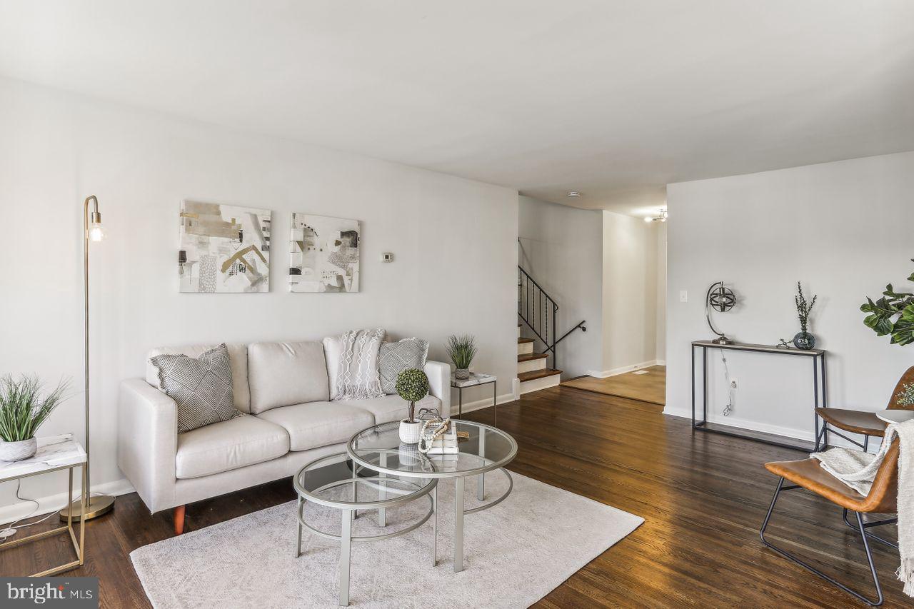 DRESDEN GREEN - Residential