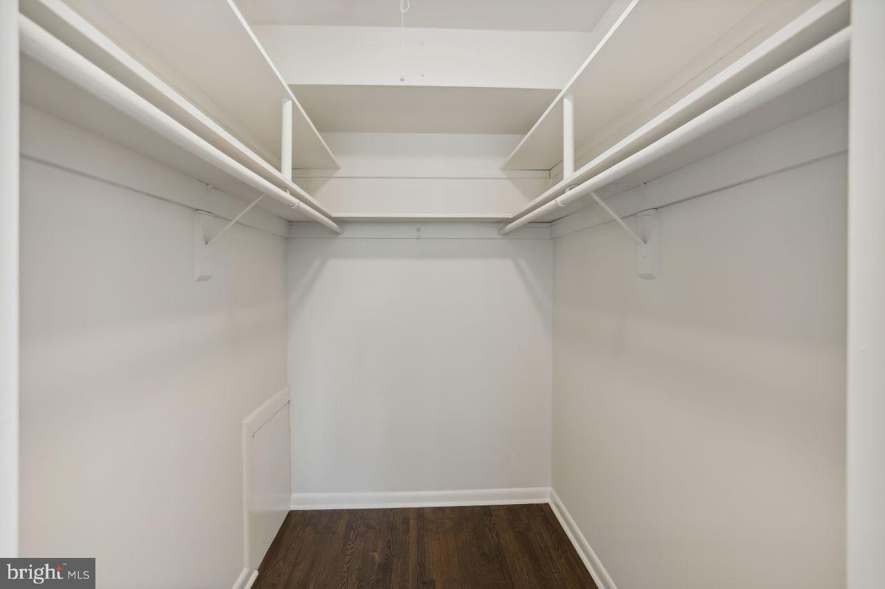 DRESDEN GREEN - Residential