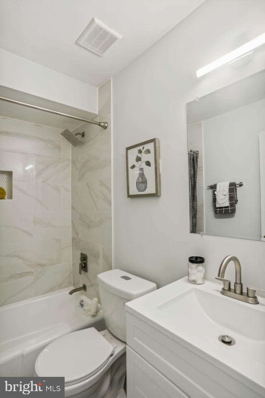 DRESDEN GREEN - Residential