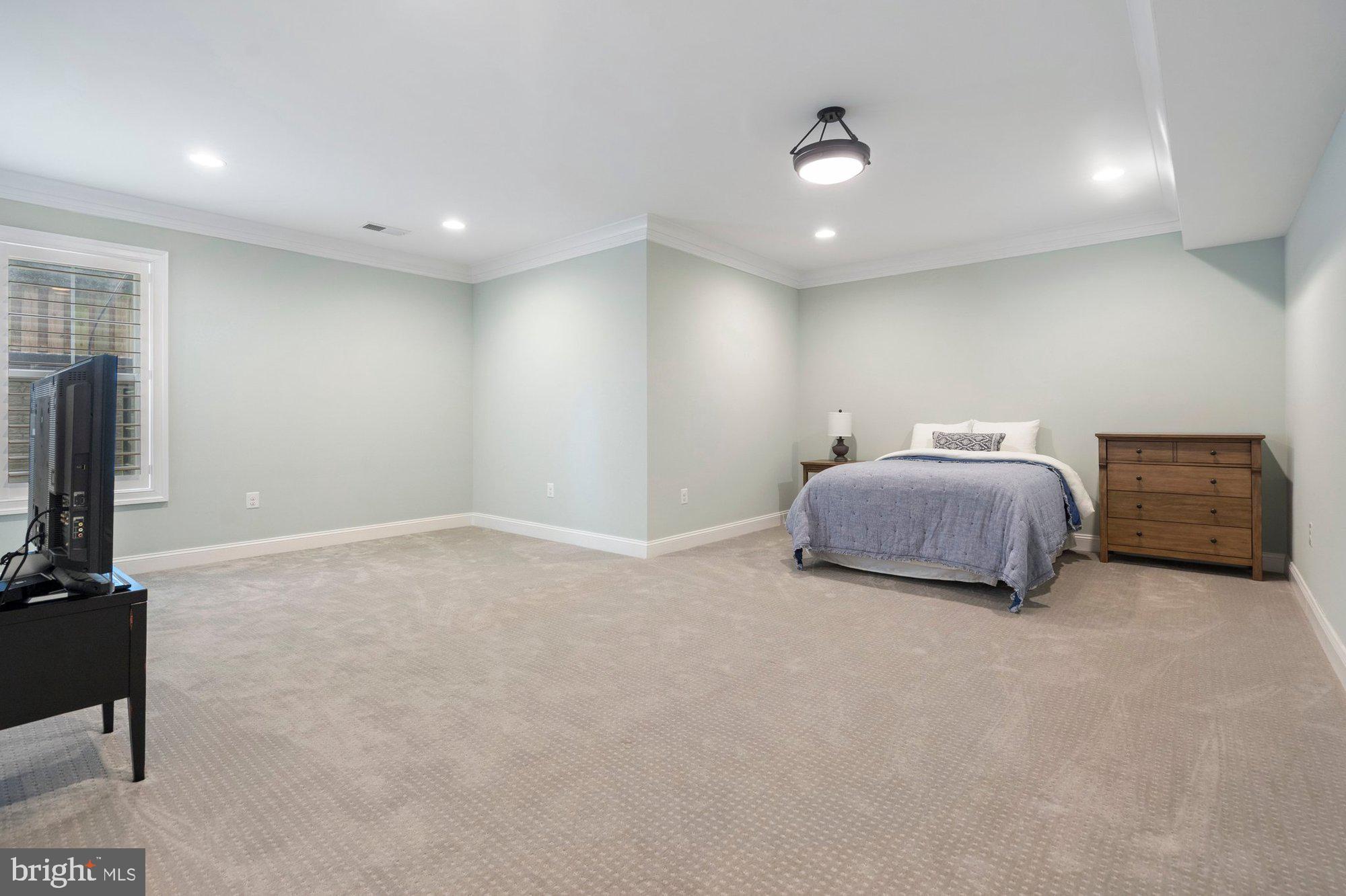 WINDOVER HEIGHTS - Residential