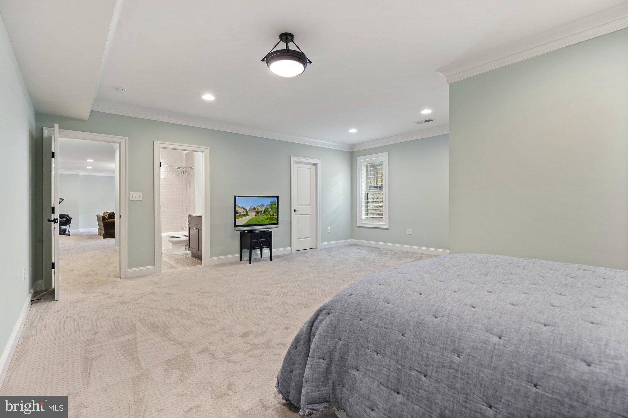 WINDOVER HEIGHTS - Residential