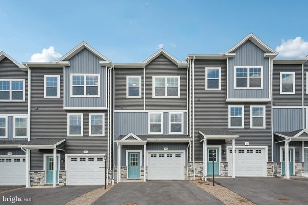 182 HIGHPOINT PARK DR, PLEASANT GAP, PA 16823 - Image 765ebd888cac879c4e62d89eef3ad70b/2691343405