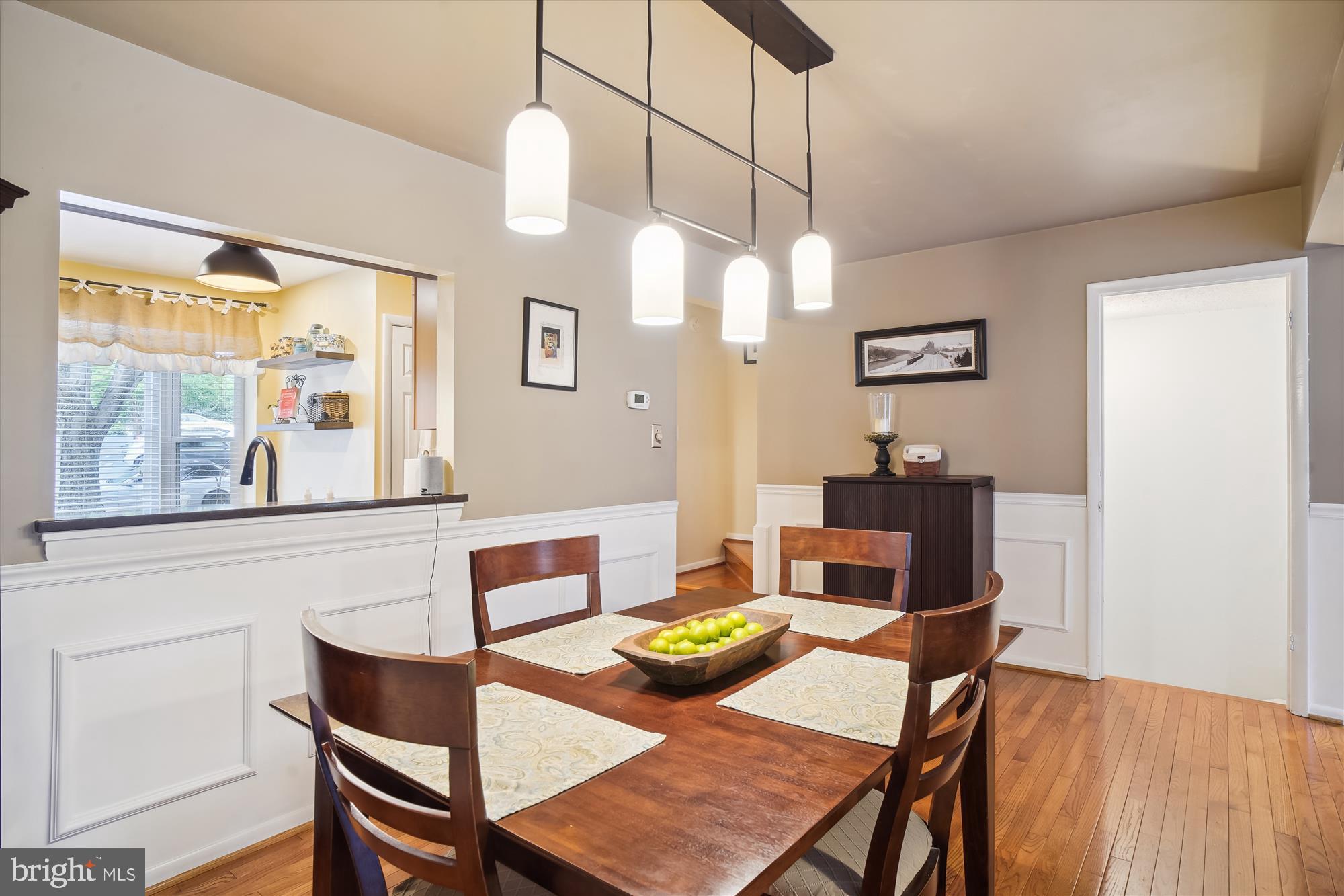 GUNNERS LAKE VILLAGE - Residential Lease