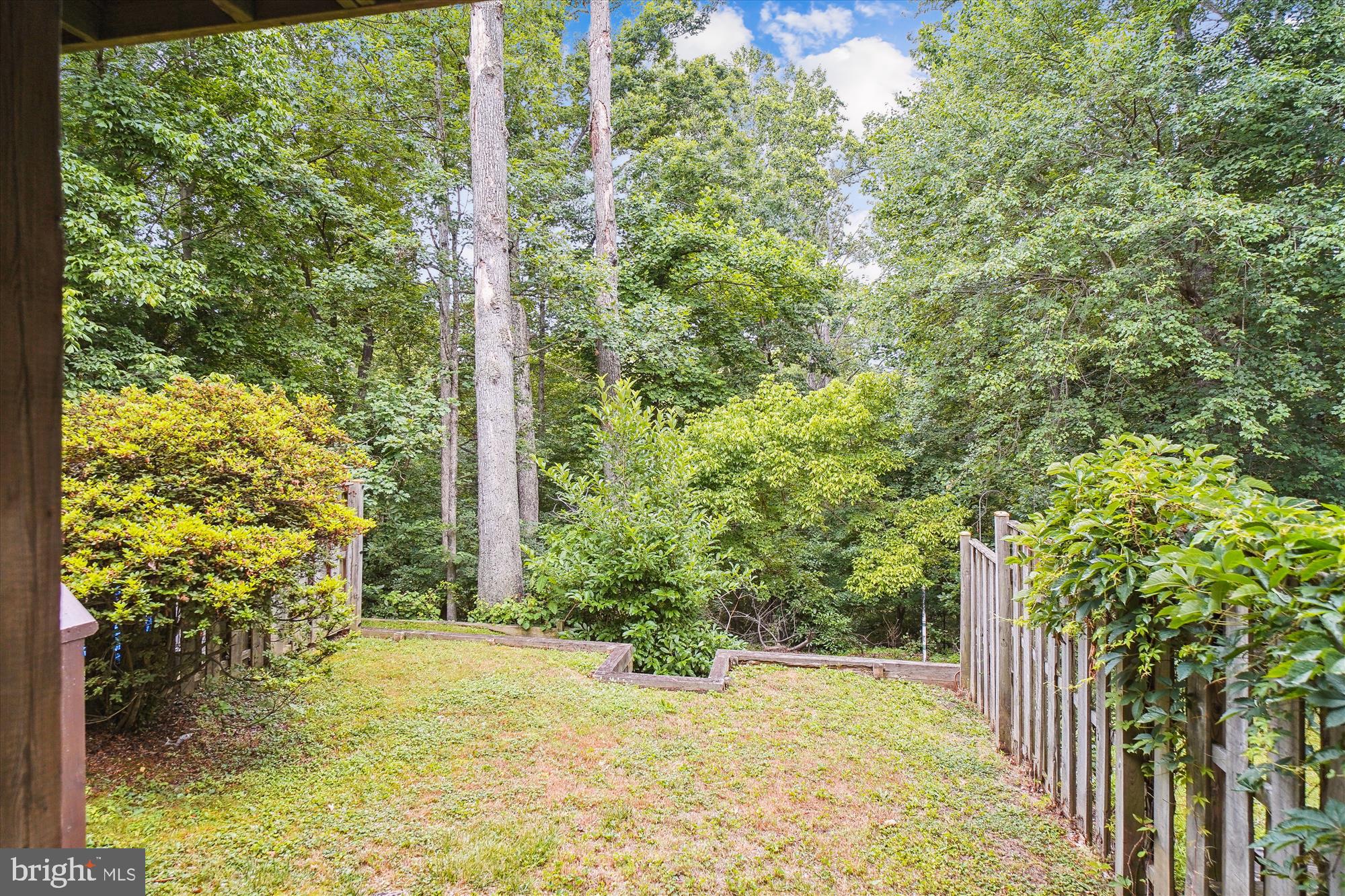 GUNNERS LAKE VILLAGE - Residential Lease