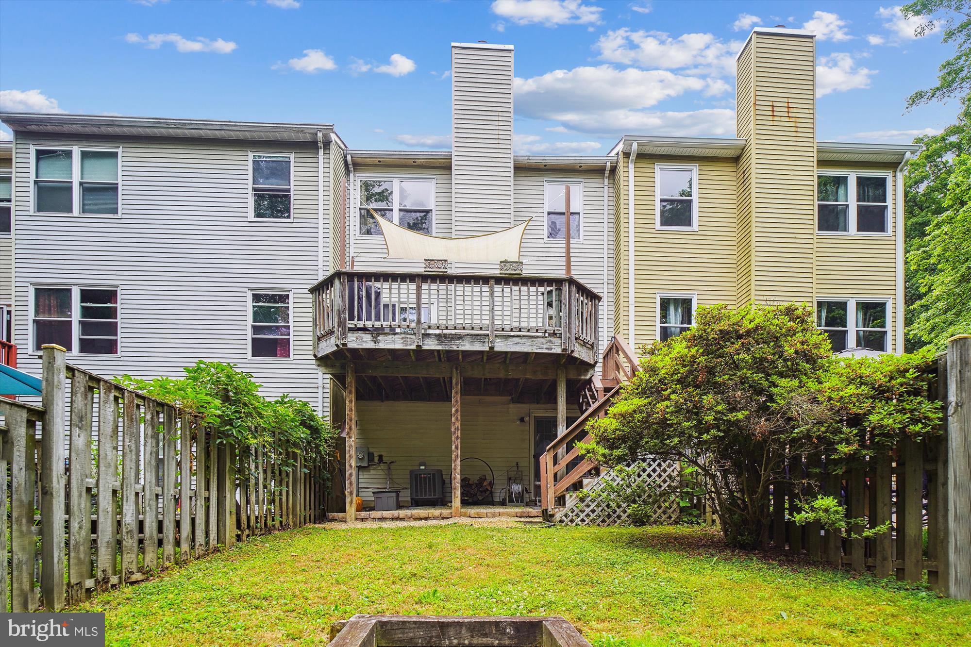 GUNNERS LAKE VILLAGE - Residential Lease