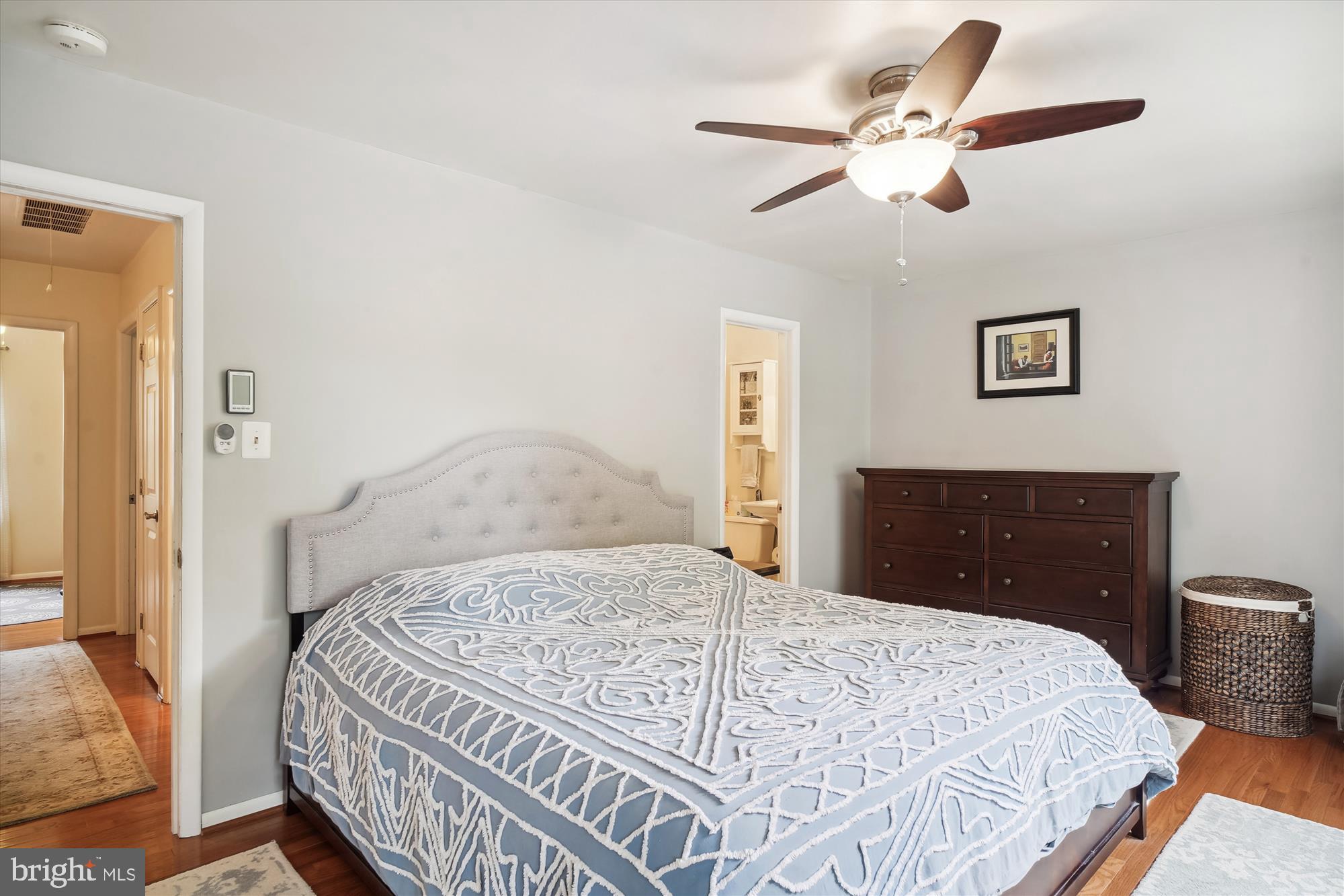 GUNNERS LAKE VILLAGE - Residential Lease