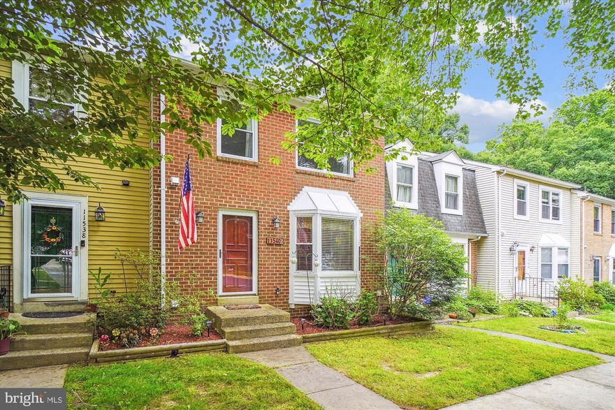 WOW! This beautifully kept townhome offers a delightful living experience. With three bedrooms and three and a half bathrooms, including one in the walkout basement, this home has a great floor plan and lots of charm and personality! The interior boasts hardwood floors that exude elegance and are easy to maintain. The main level features an open floor plan, creating a seamless flow between the living areas. The kitchen, dining area, and step-down living room blend harmoniously, making it ideal for entertaining guests or spending quality time with family. One of the standout features of this townhome is the large deck, which overlooks the yard and provides a serene view of the surrounding green spaces. The deck serves as a perfect spot for outdoor relaxation, hosting gatherings, or enjoying al fresco dining. A lovely fireplace and powder room are also found in this level. The upper level boasts a beautiful main bedroom with en-suite bathroom and ample closet space, as well as two other bedrooms and a separate second full bathroom. This home could not be complete without the wonderful walkout basement, complete with its own full bathroom and additional space adding versatility as it can serve as a guest suite, home office, or recreation area. The property has been immaculately maintained, showcasing the care and attention to detail of its owners. It exudes a sense of cleanliness and pride of ownership throughout.