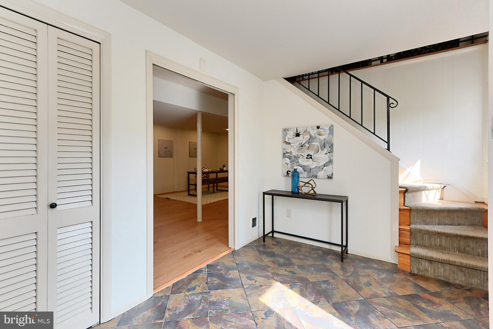 WEST SPRINGFIELD - Residential