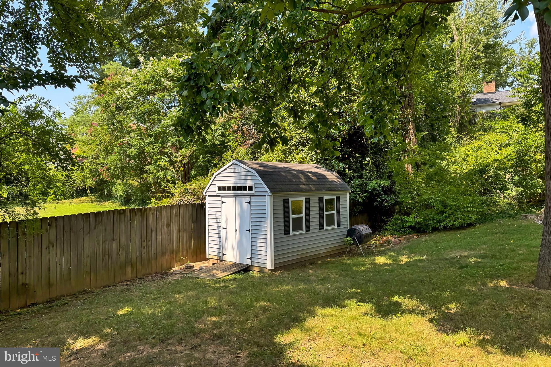 WEST SPRINGFIELD - Residential