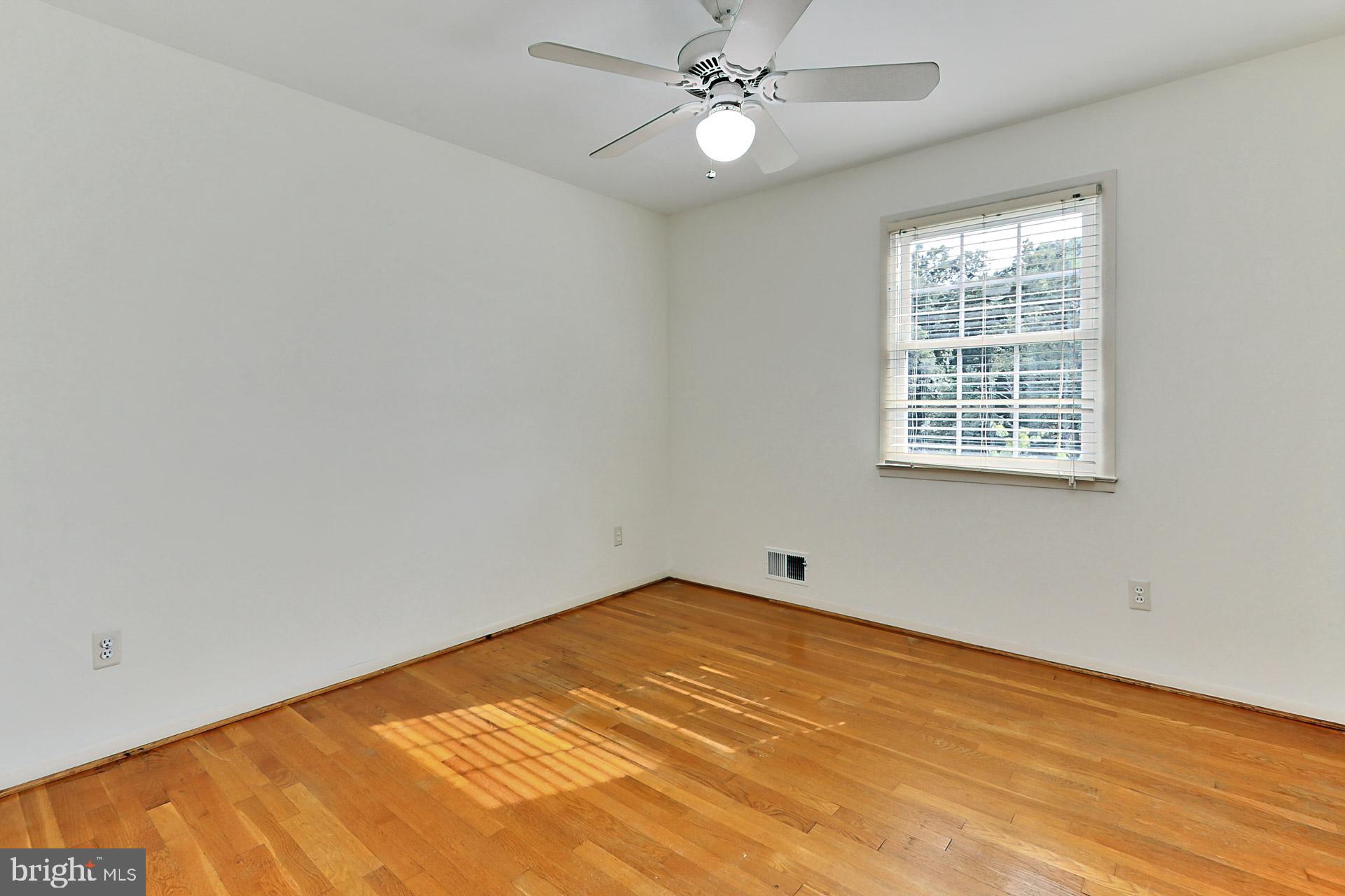 WEST SPRINGFIELD - Residential