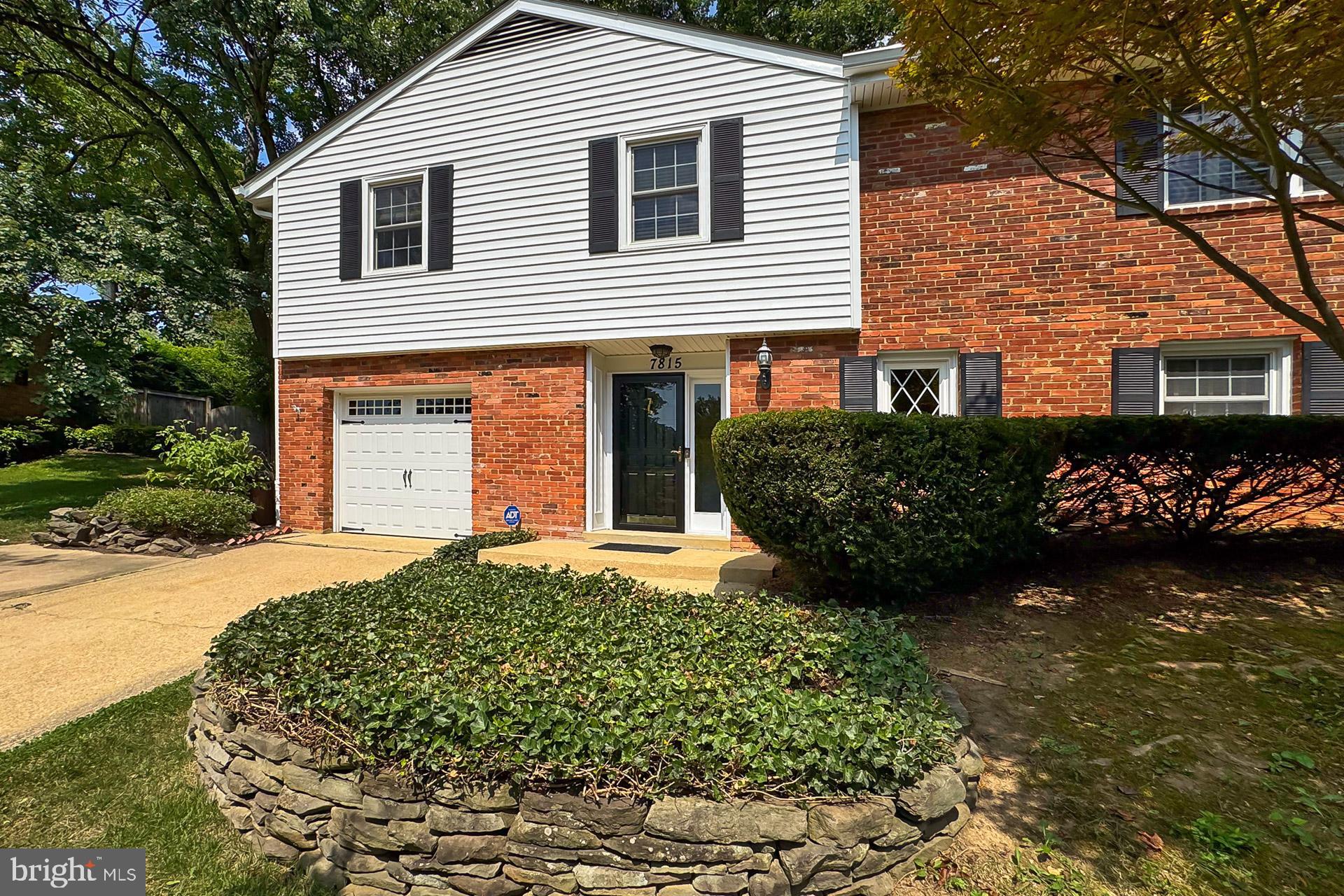 WEST SPRINGFIELD - Residential